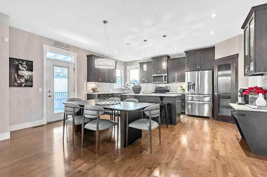 Picture for 112 Kinniburgh Close 