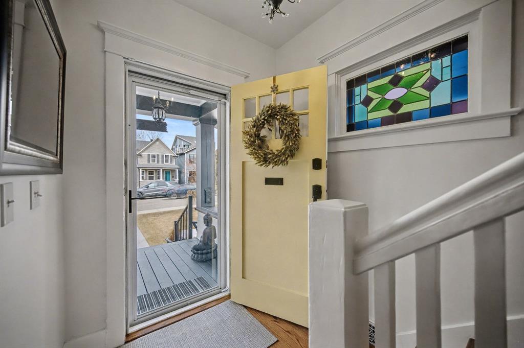 Picture for 223 2 Avenue NE