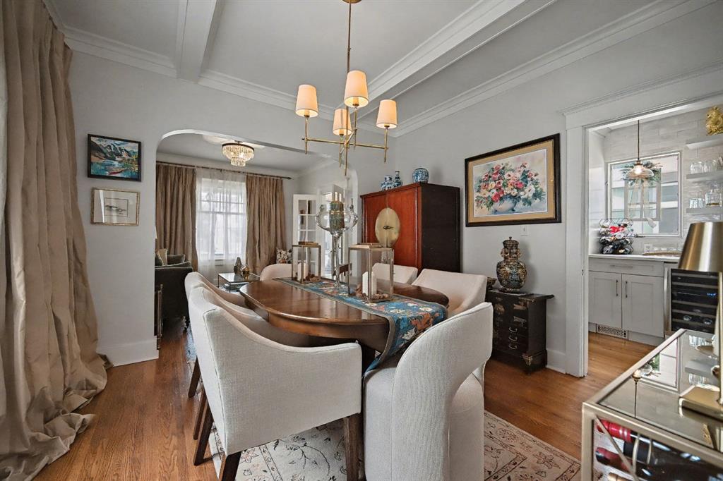 Picture for 223 2 Avenue NE