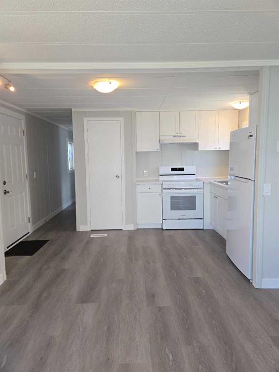 Picture for 334, 6220 17 Avenue SE