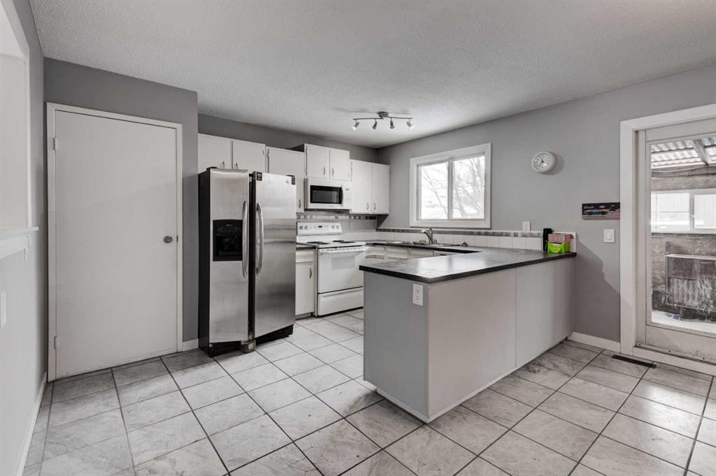 Picture for 1071 Maitland Drive NE