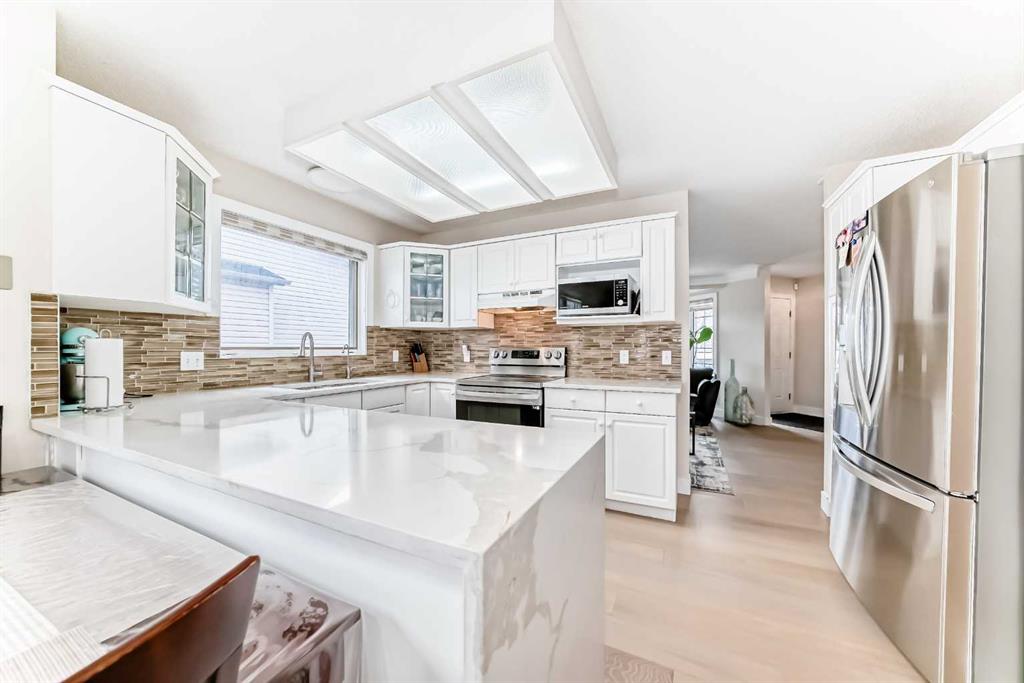 Picture for 7165 California Boulevard NE