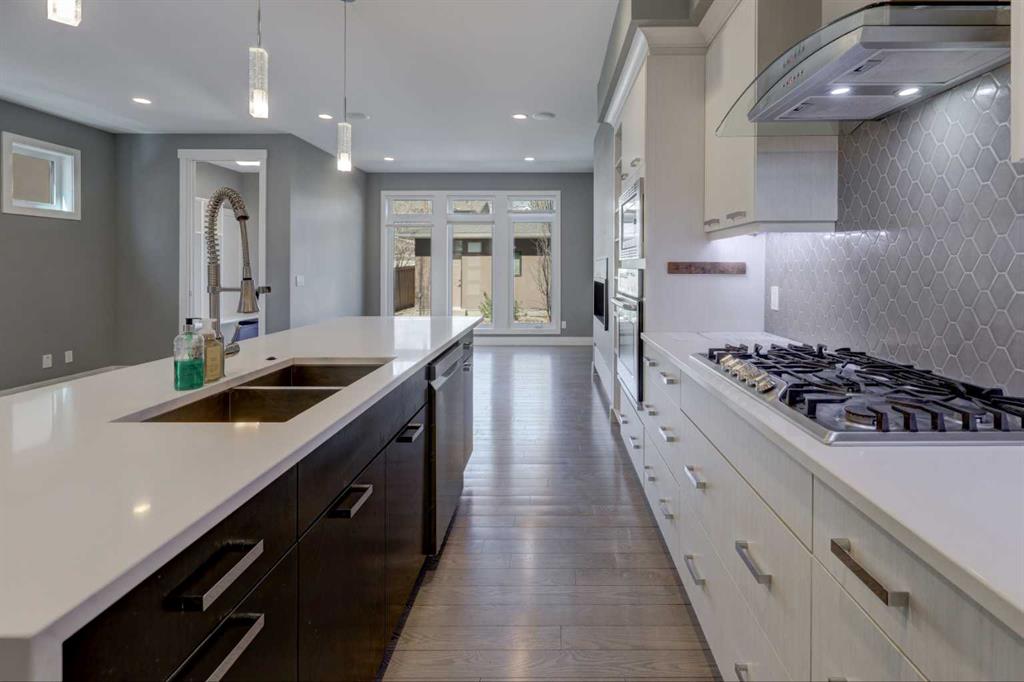 Picture for 624 20 Avenue NW