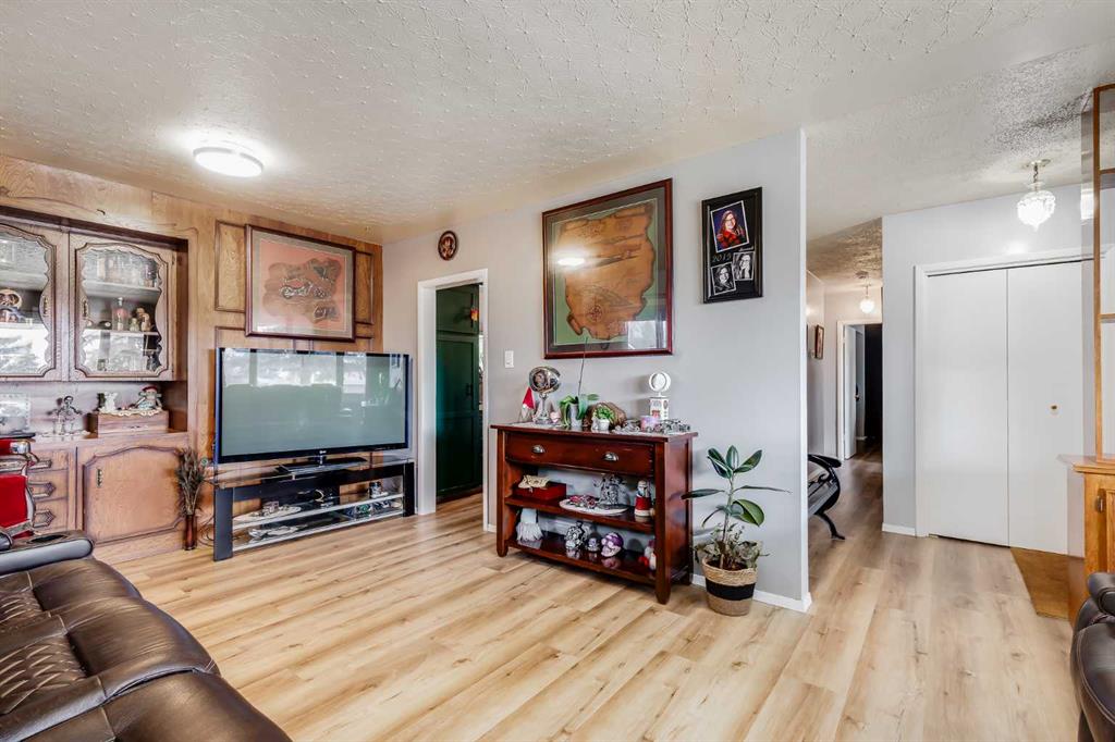 Picture for 2021 38 Street SE