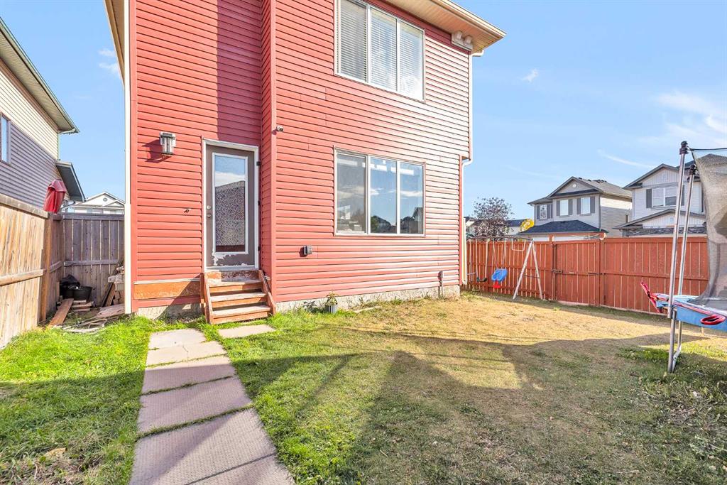 Picture for 61 Taralake Street NE