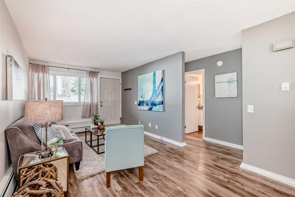Picture for 102, 1814 18 Street SW