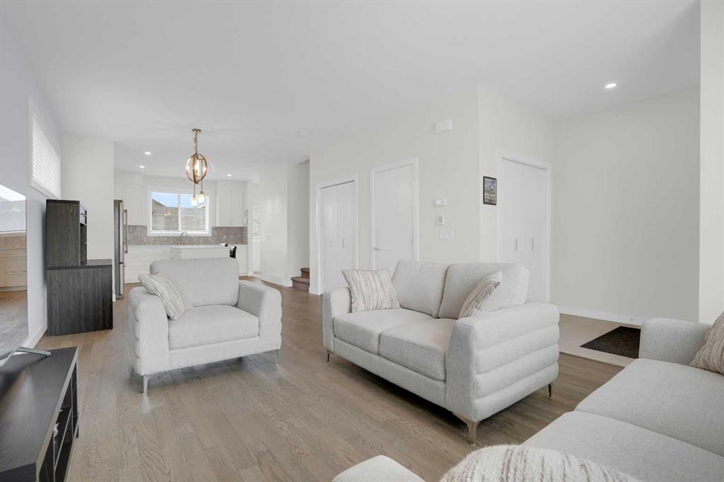 Picture for 59 D'arcy Boulevard 