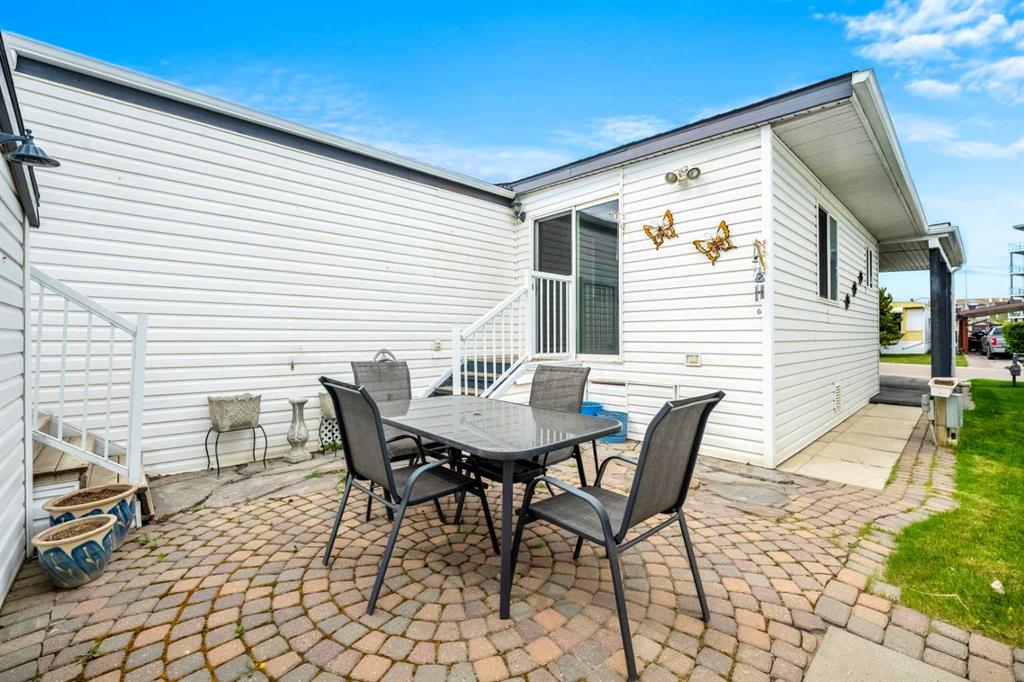 Picture for 86, 99 Arbour Lake Road NW