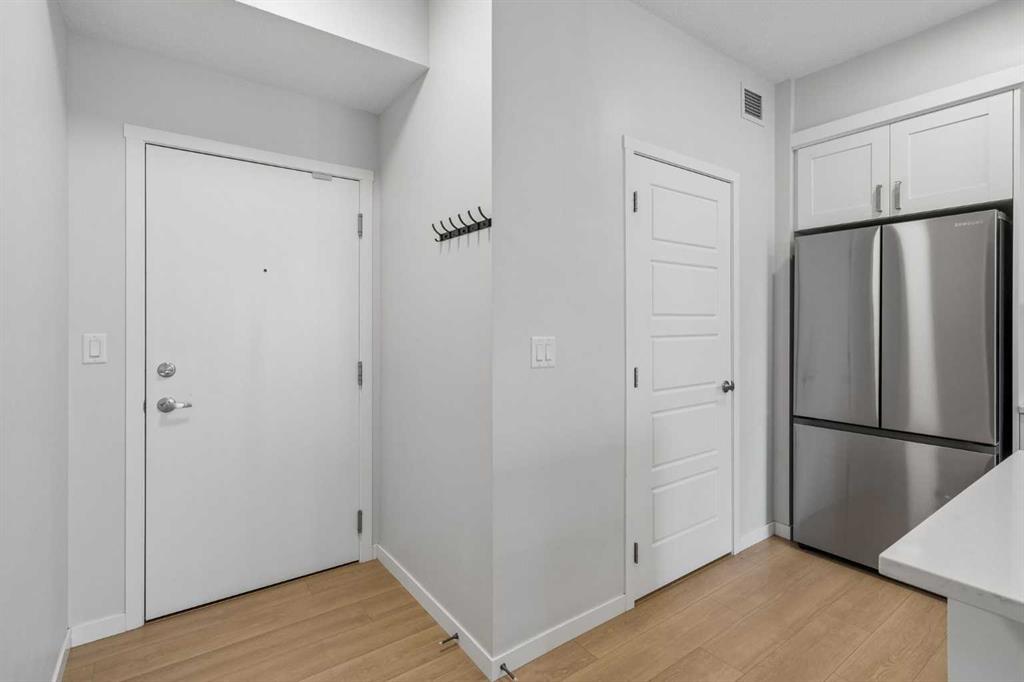 Picture for 417, 80 Carrington Plaza NW