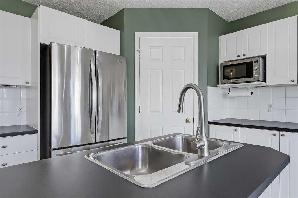 Picture for 123 Arbour Butte Road NW