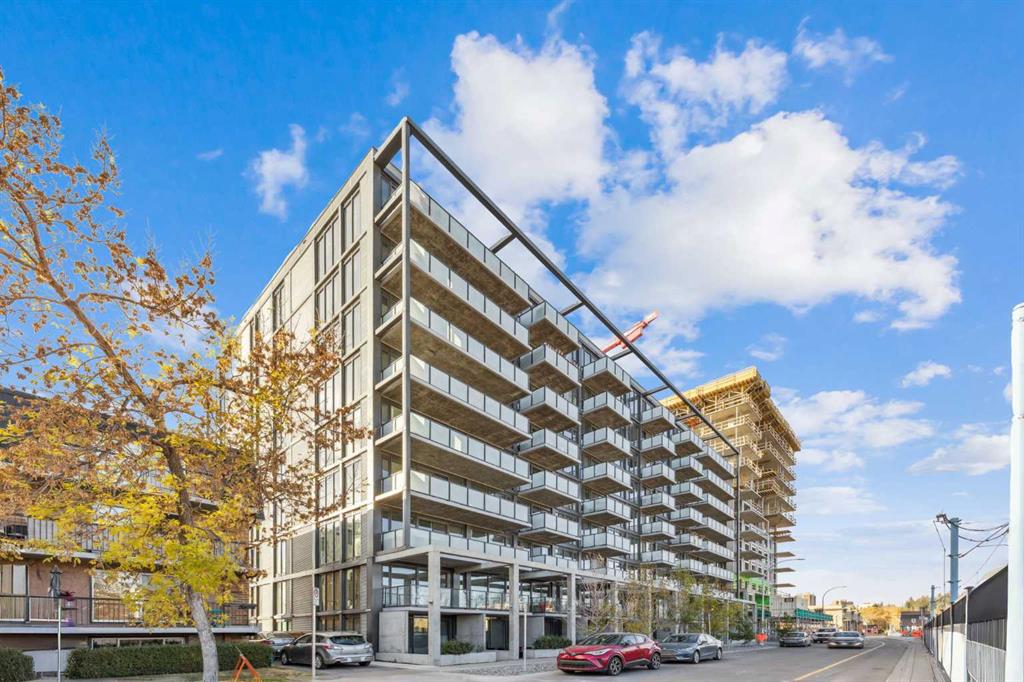Picture for 812, 327 9A Street NW