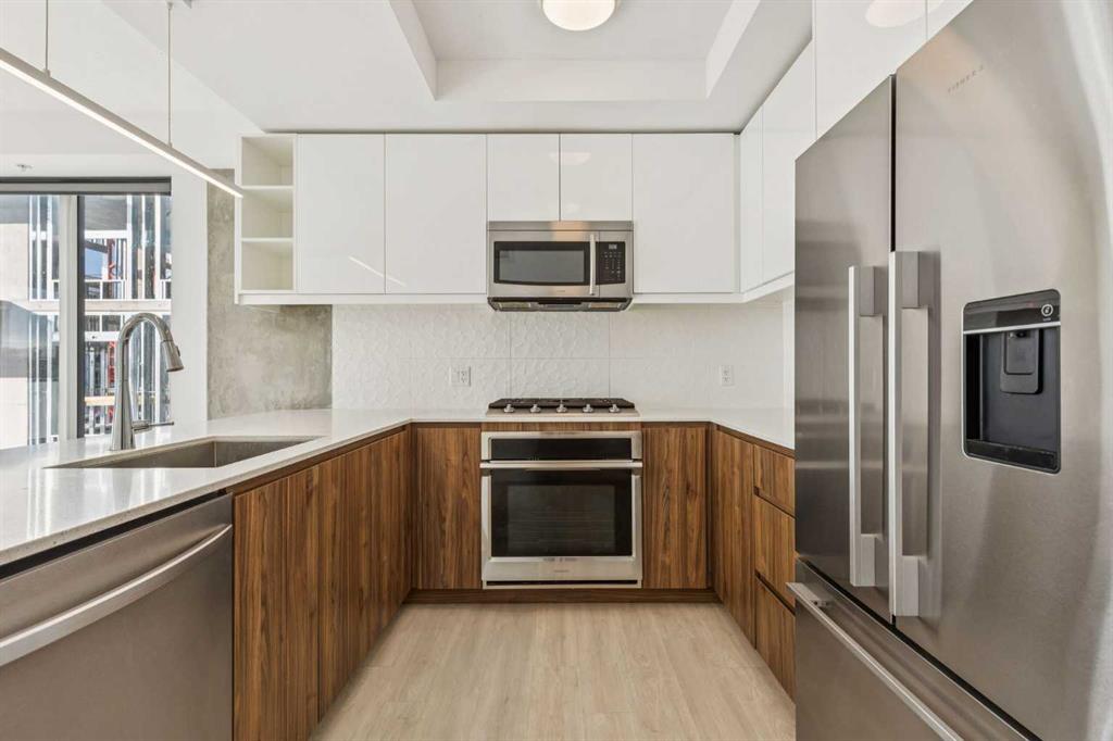 Picture for 812, 327 9A Street NW