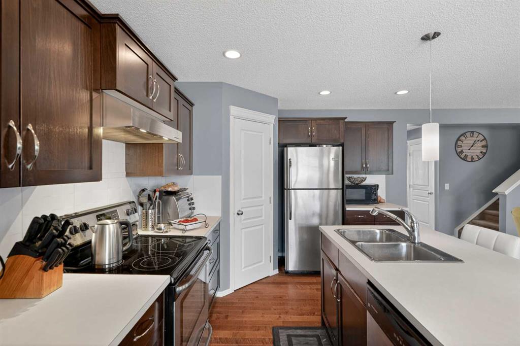 Picture for 101 Elgin Meadows Manor SE