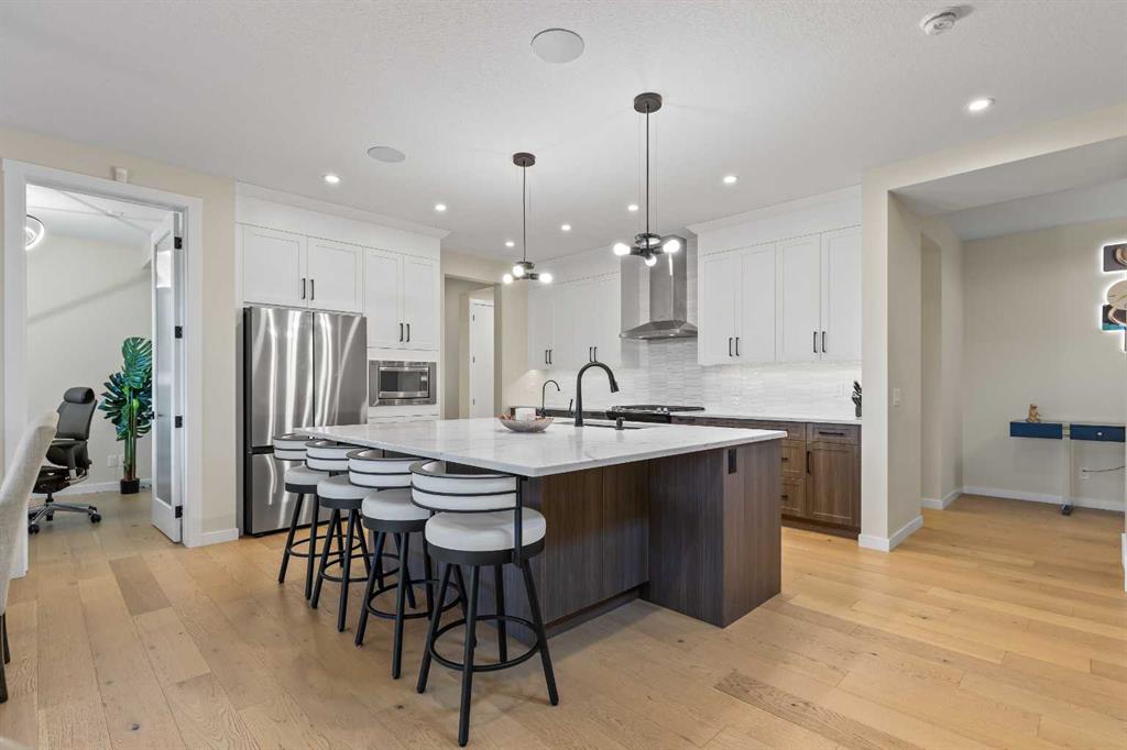 Picture for 1104 Cranbrook Gardens SE