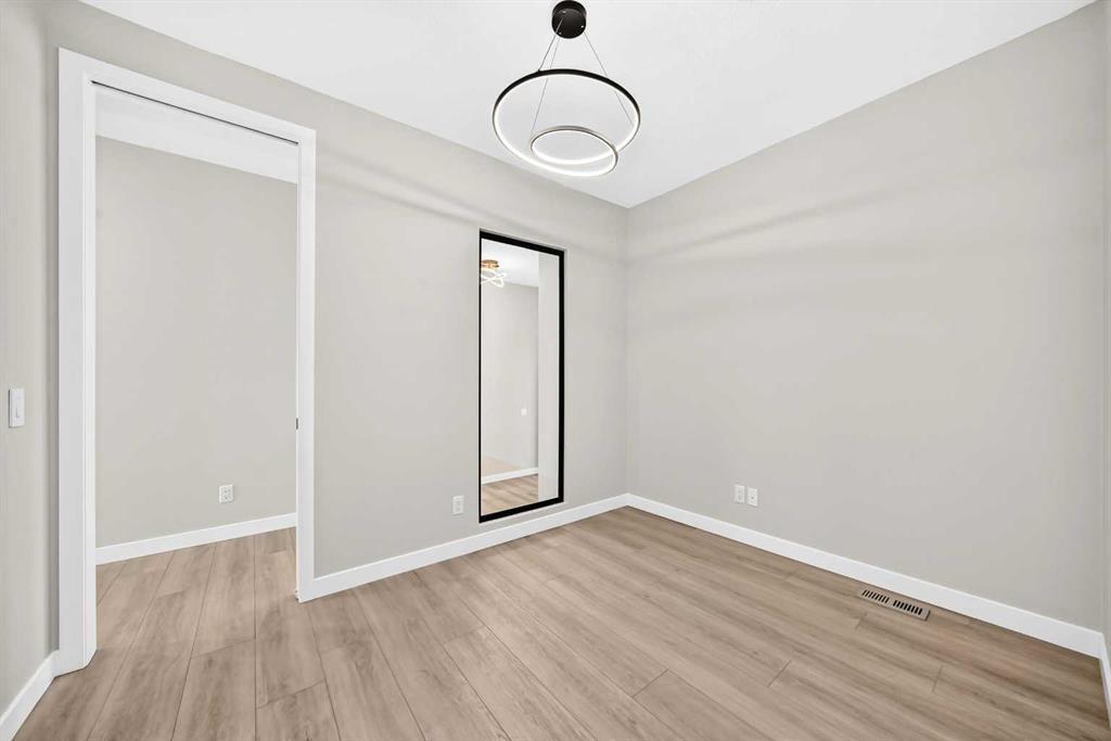 Picture for 120 Magnolia Manor SE