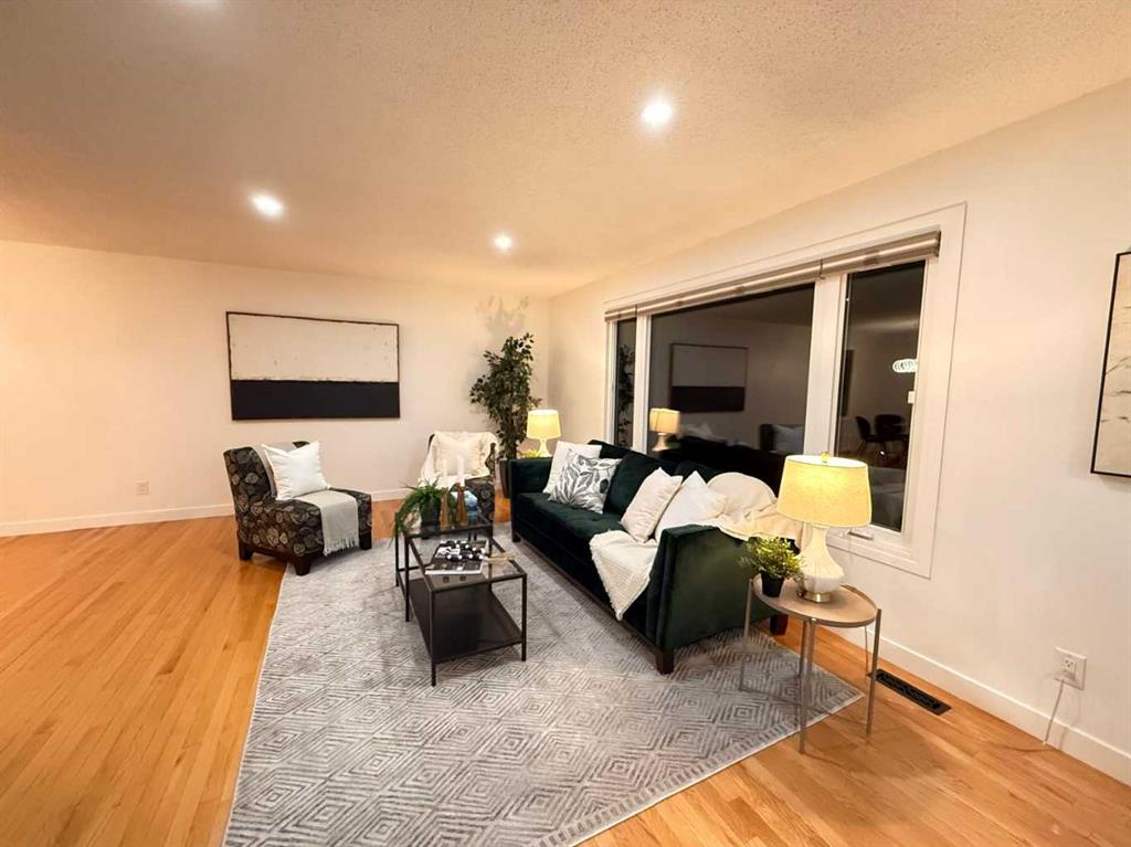 Picture for 5632 dalhousie Drive NW