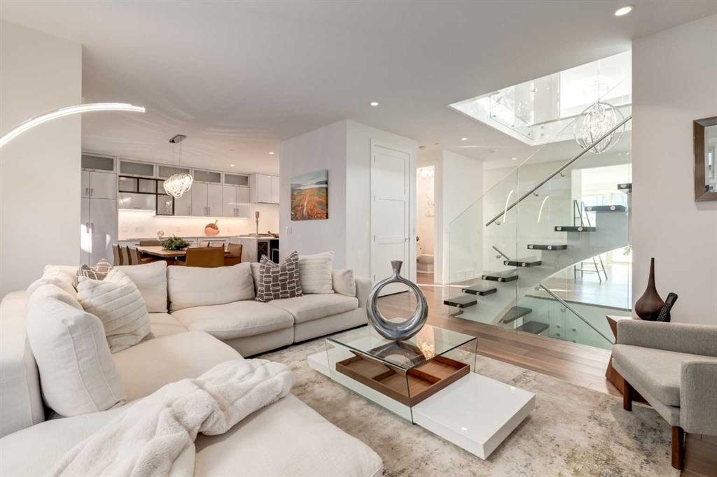Picture for 134 6 Avenue NW https://www.cirrealty.ca/reb/creb/96/A2262896_15.jpg