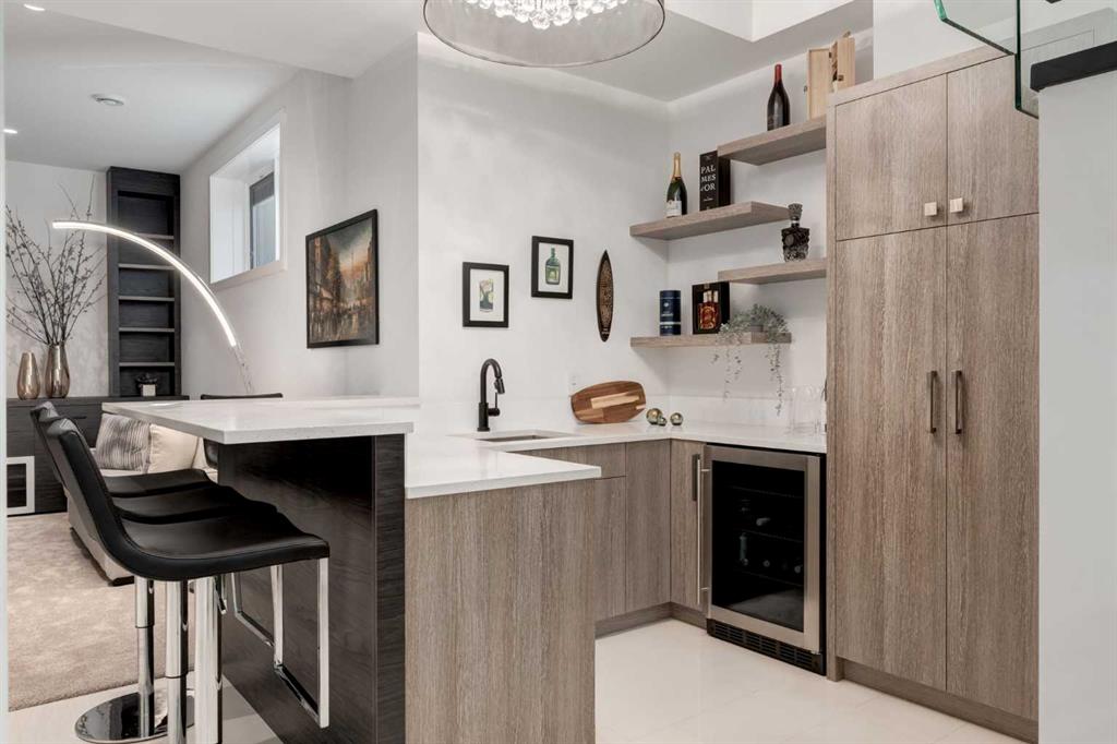 Picture for 134 6 Avenue NW https://www.cirrealty.ca/reb/creb/96/A2262896_38.jpg
