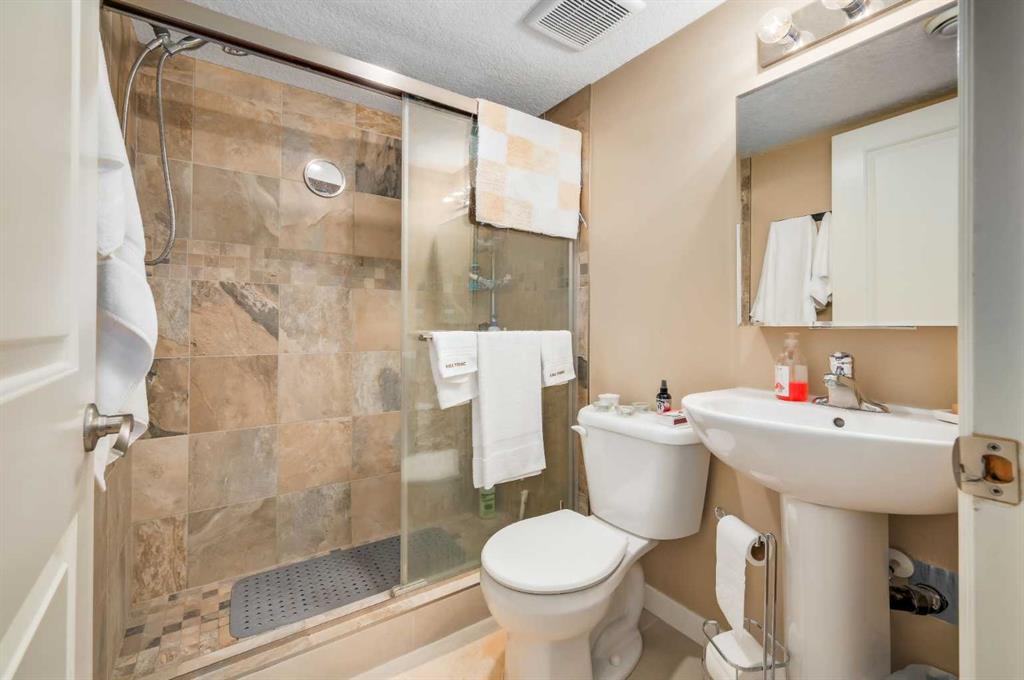 Picture for 92 2A Street  https://www.cirrealty.ca/reb/creb/96/A2265796_17.jpg