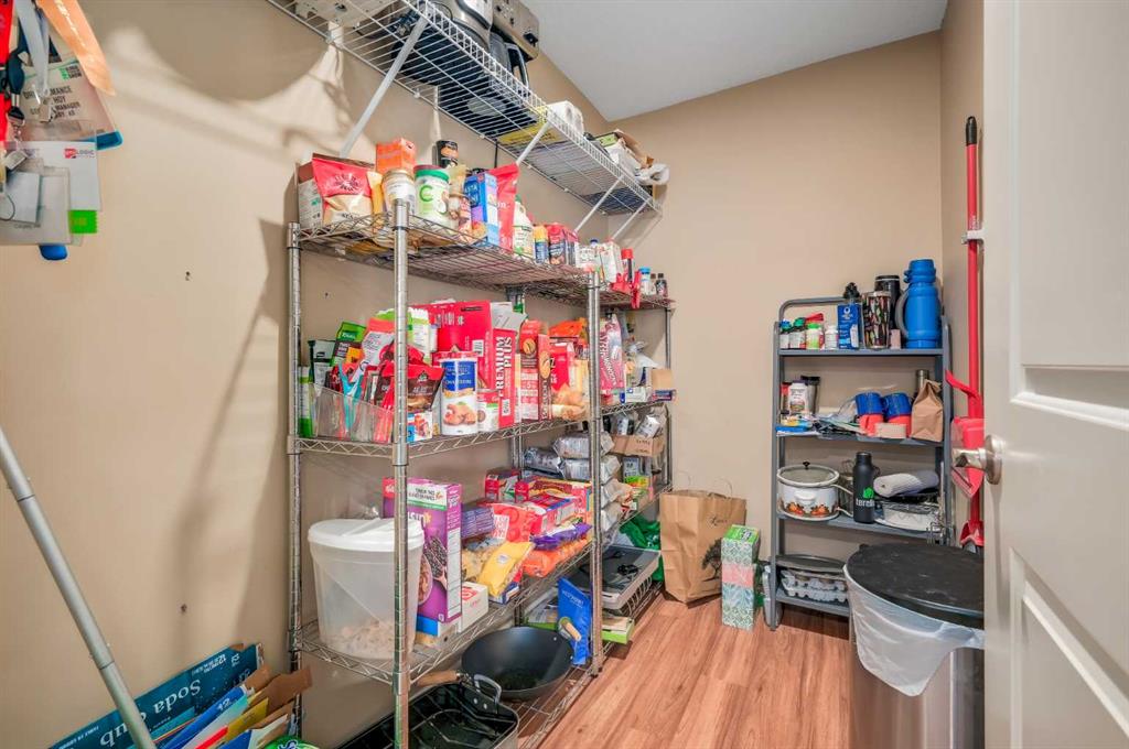 Picture for 92 2A Street  https://www.cirrealty.ca/reb/creb/96/A2265796_22.jpg