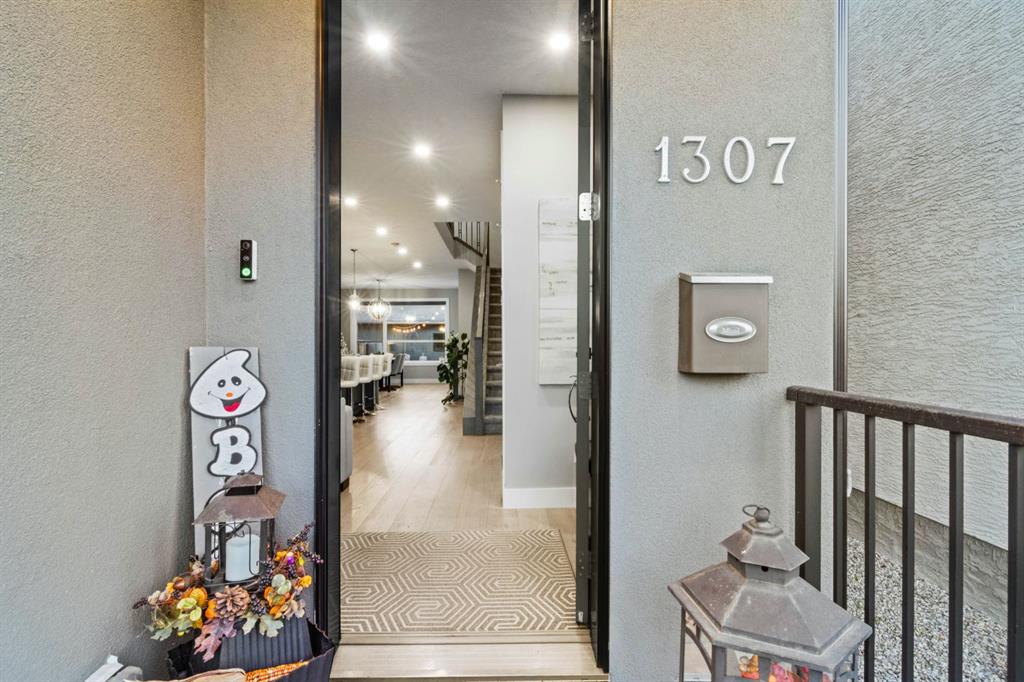 Picture for 1307 21 Avenue NW