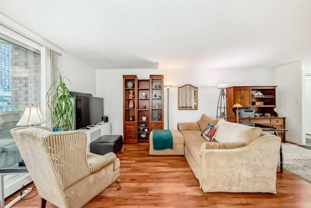 Picture for 602, 340 14 Avenue SW