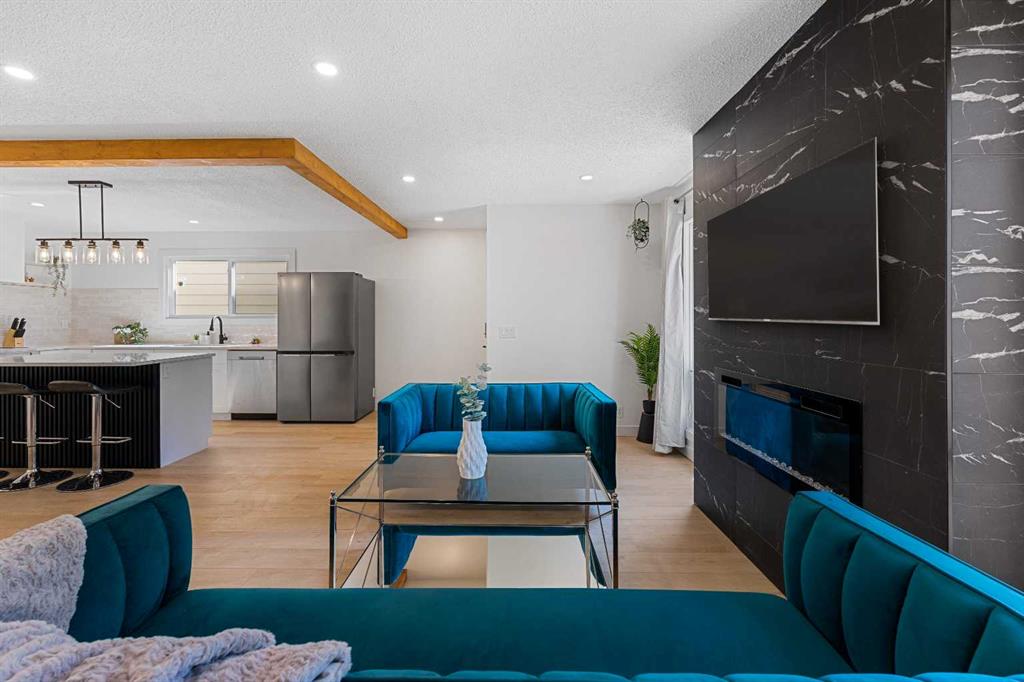 Picture for 966 Berkley Drive NW