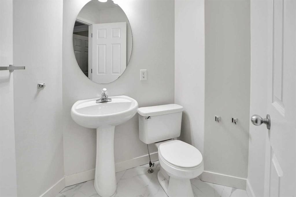 Picture for 240 Cove Drive 