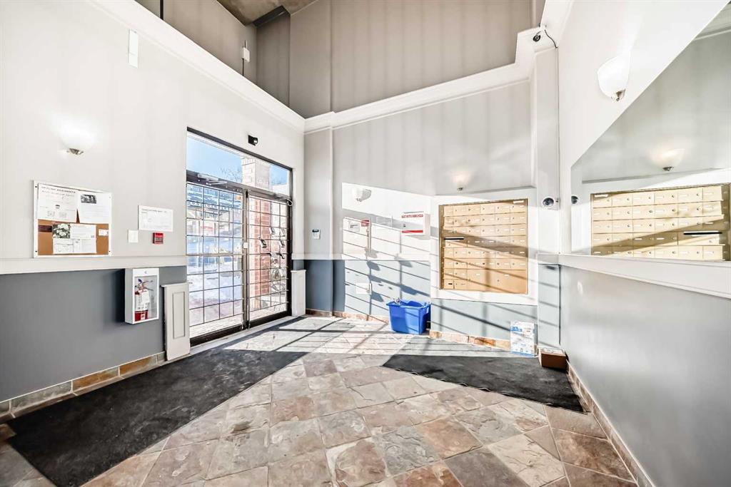 Picture for 309, 1540 17 Avenue SW