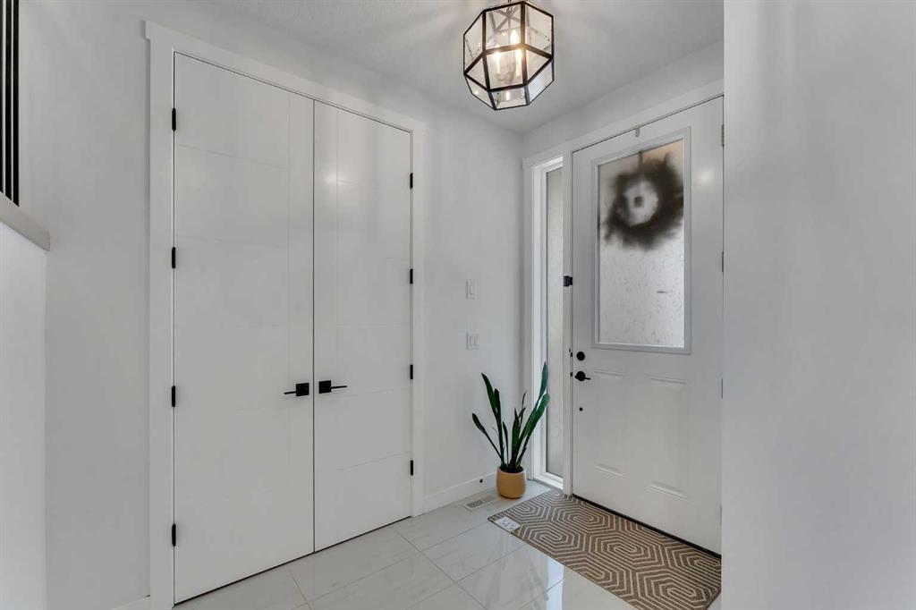 Picture for 202 Kinniburgh Crescent 