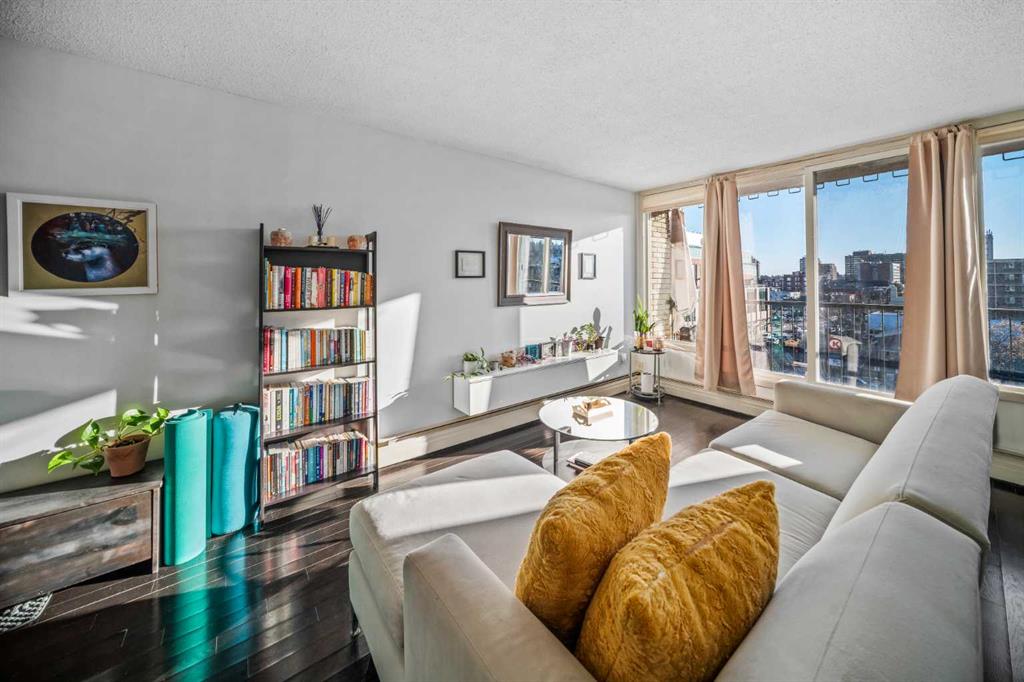 Picture for 504, 505 19 Avenue SW