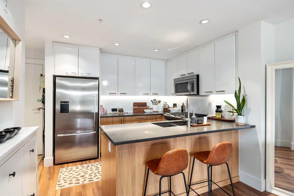 Picture for 206, 510 Edmonton Trail NE