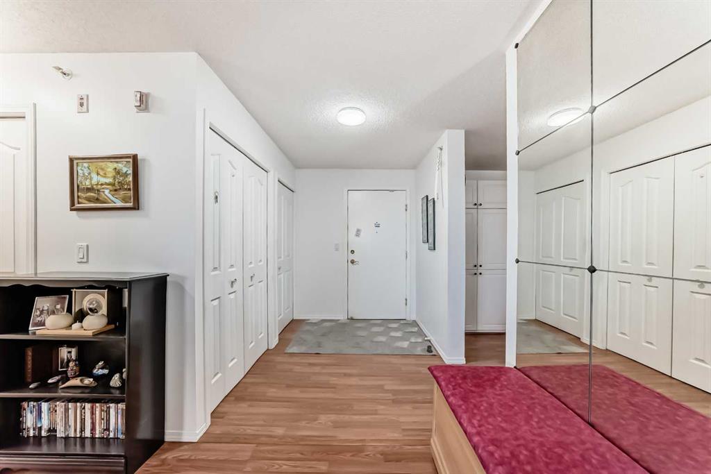 Picture for 1409, 1000 Millrise Point SW