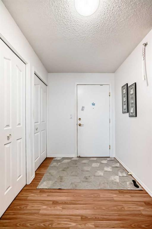 Picture for 1409, 1000 Millrise Point SW