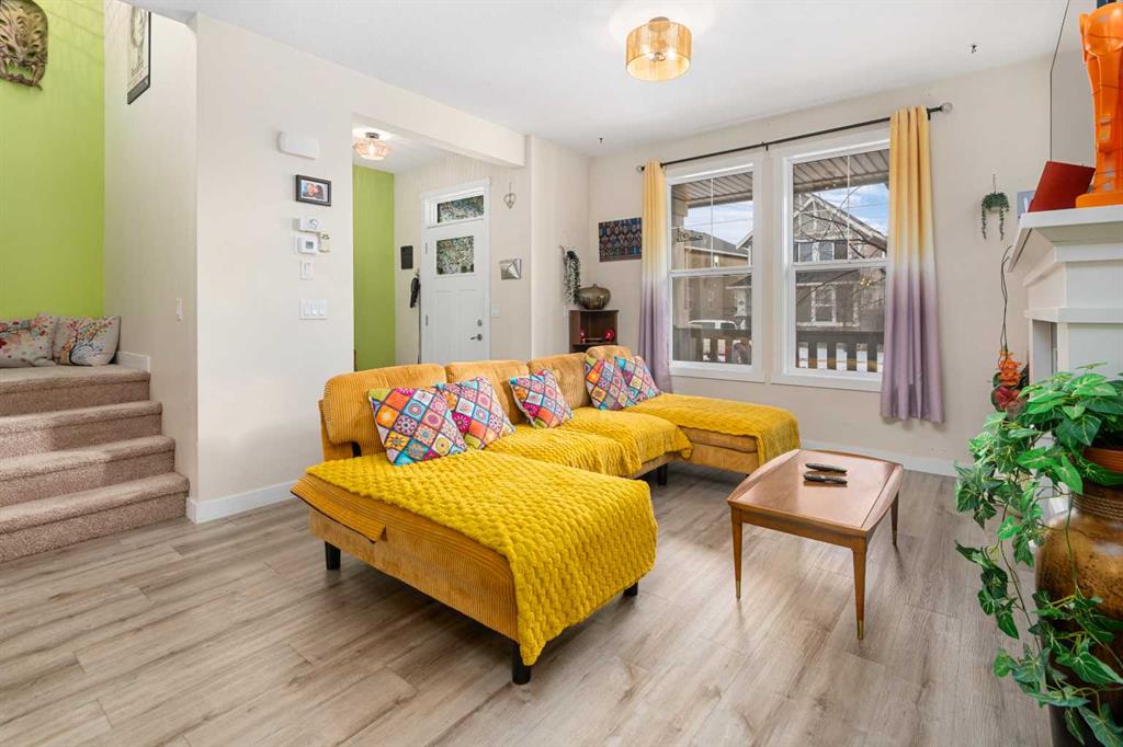 Picture for 75 Williamstown Landing NW