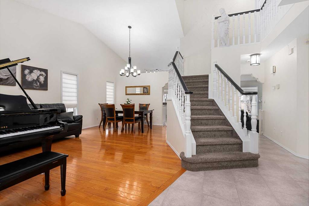 Picture for 704 Woodside Drive 