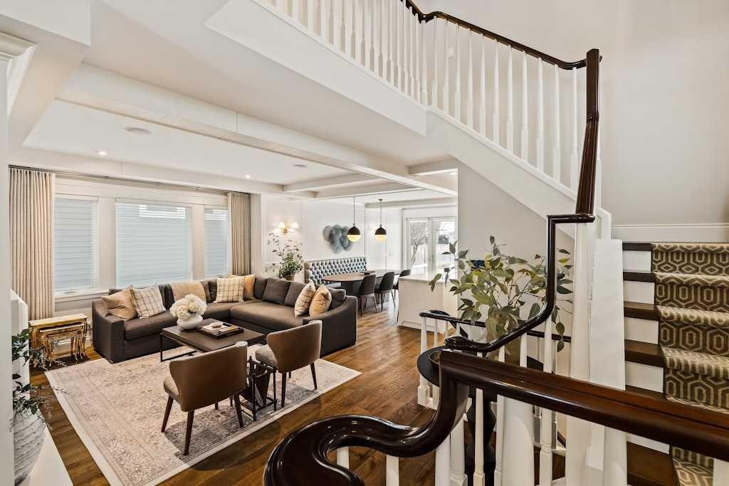 Picture for 3211 7 Street SW