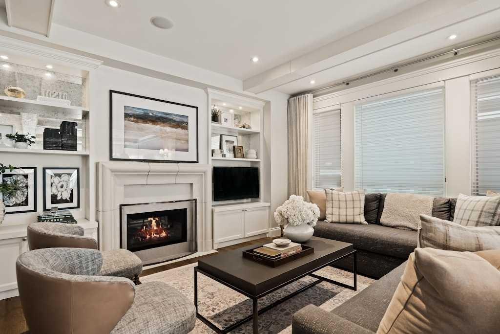 Picture for 3211 7 Street SW