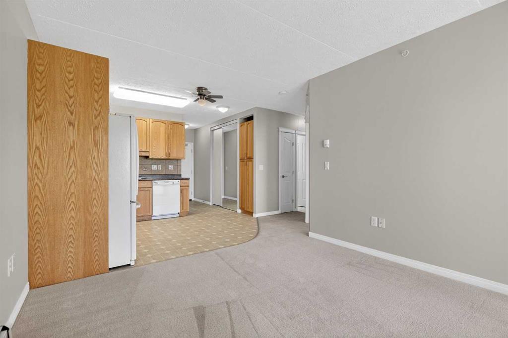 Picture for 302, 400 1 Avenue SE