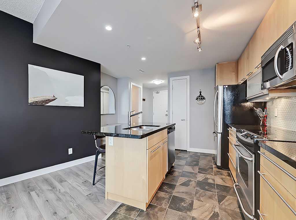 Picture for 1406, 215 13 Avenue SW