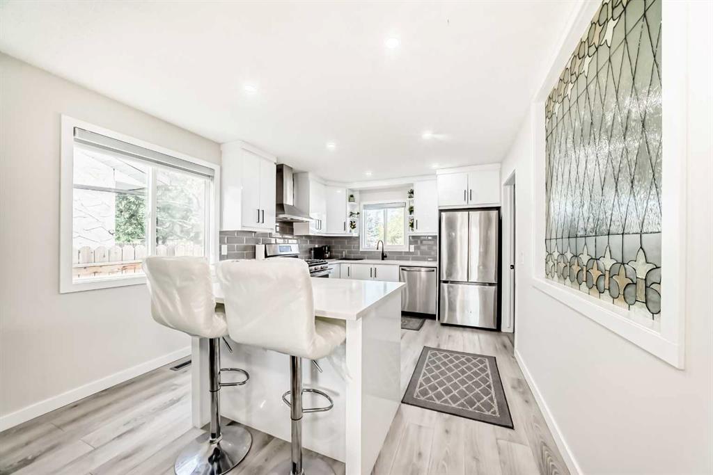 Picture for 6712 23 Avenue NE