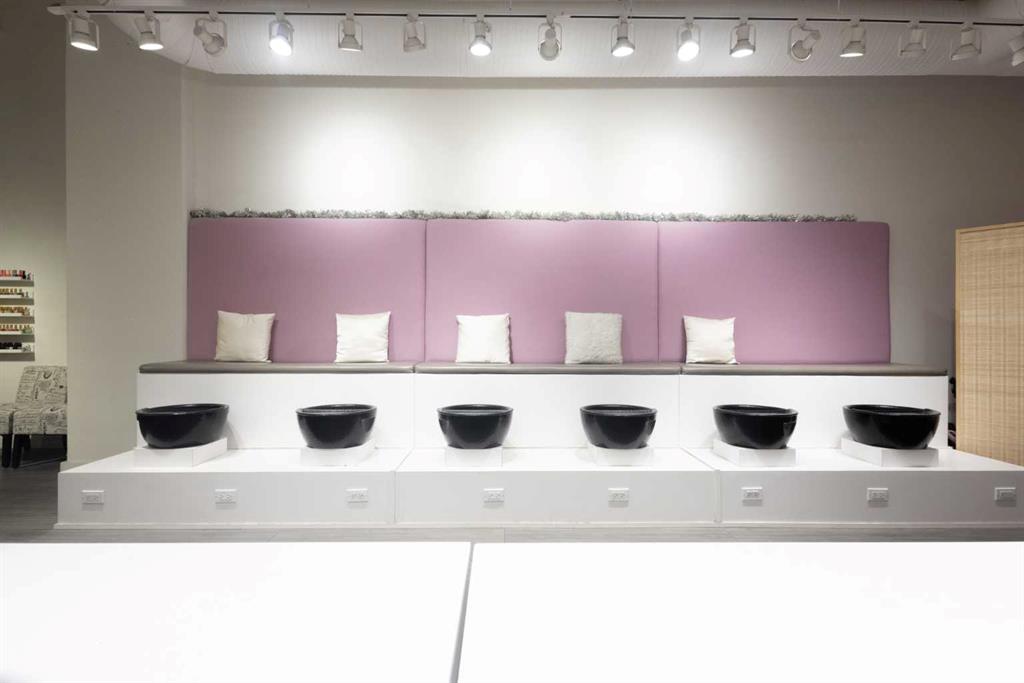 Picture for 1888 MAIN Avenue SW