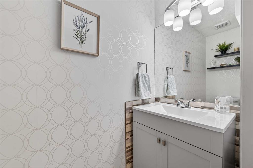 Picture for 68 Douglas Glen Park SE