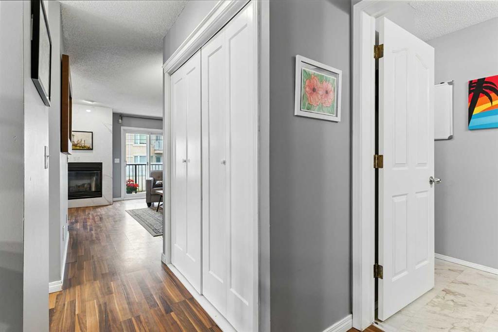 Picture for 2, 2207 28 Street SW