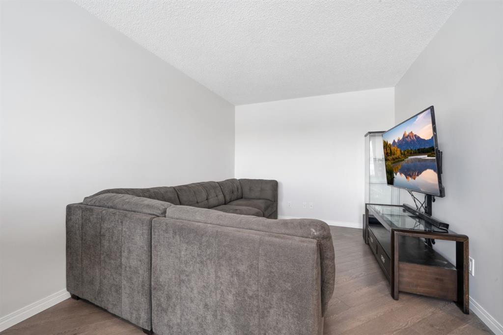 Picture for 11 Windford Crescent SW