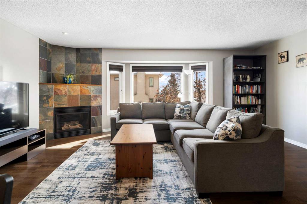 Picture for 222 Christie Park Mews SW