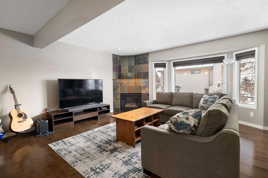 Picture for 222 Christie Park Mews SW