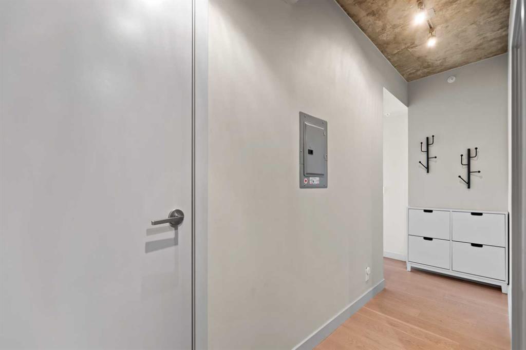 Picture for 2806, 1010 6 Street SW