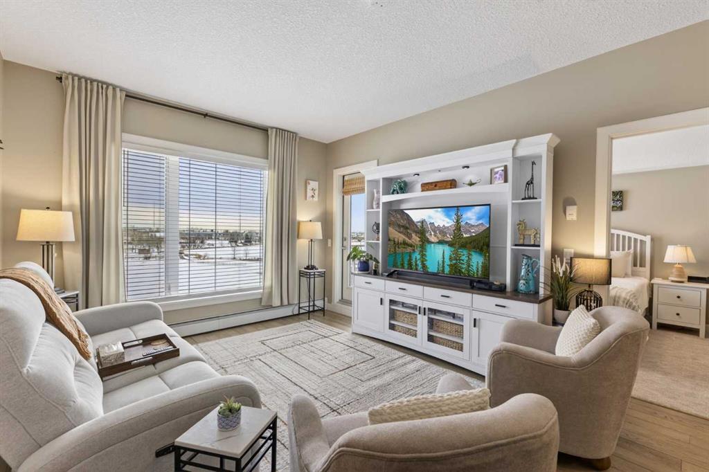 Picture for 2422, 604 East Lake Boulevard NE