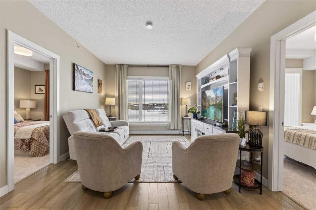 Picture for 2422, 604 East Lake Boulevard NE